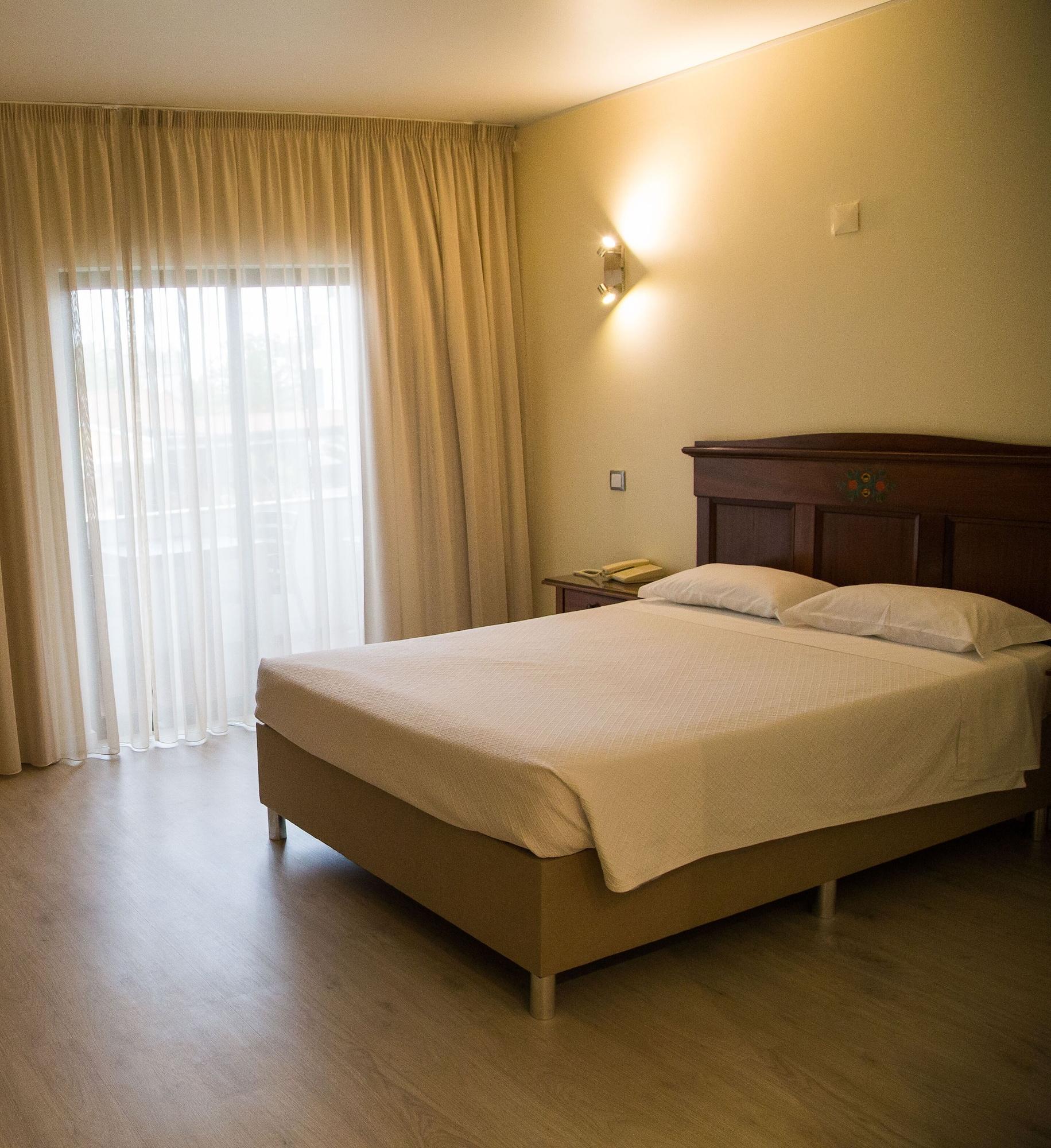 Hotel Dom Fernando Evora Ngoại thất bức ảnh