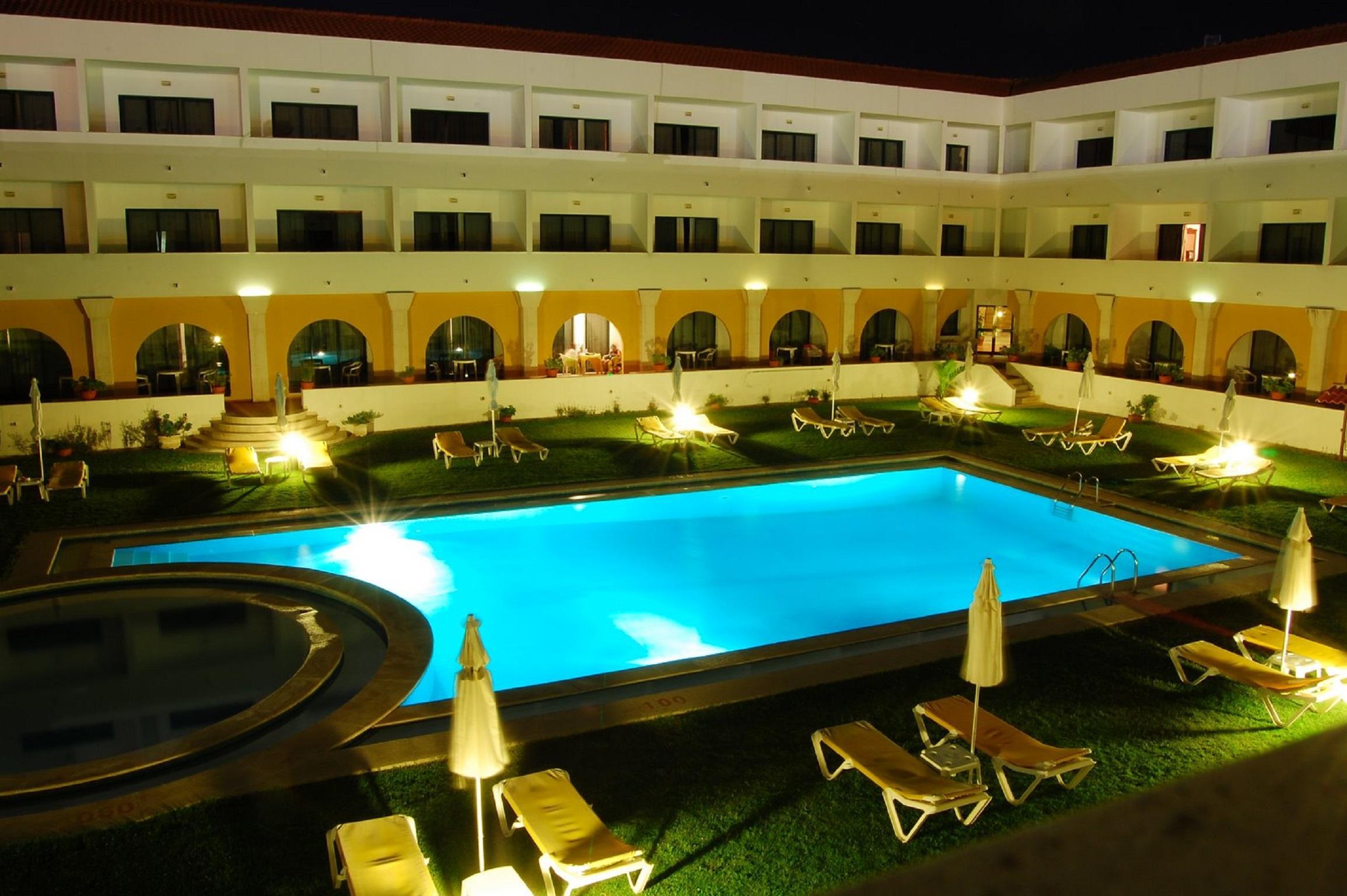 Hotel Dom Fernando Evora Ngoại thất bức ảnh